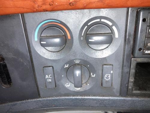 2010 Volvo VNL Heater & AC Temp Control: 3 Knob, 2 Buttons