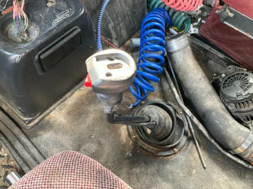 1996 Fuller RTLO16713A Shift Lever