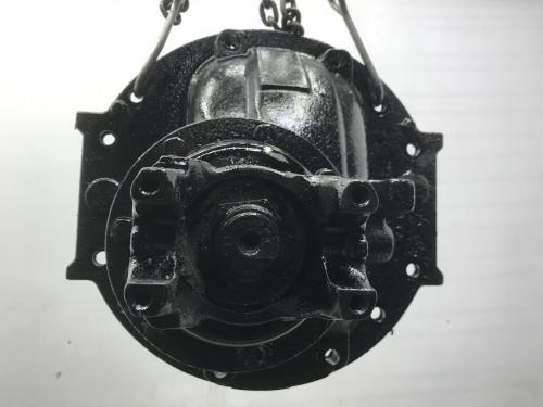 Meritor RS19145 Rear Differential/Carrier | Ratio: 5.57 | Cast# 3200-R-1864