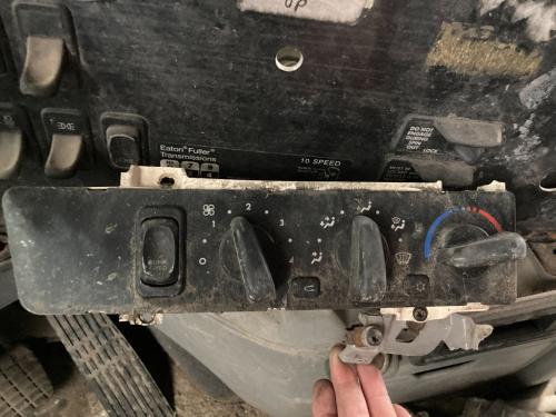 2007 Freightliner COLUMBIA 120 Heater & AC Temp Control: Right Top Bolt Hole Missing