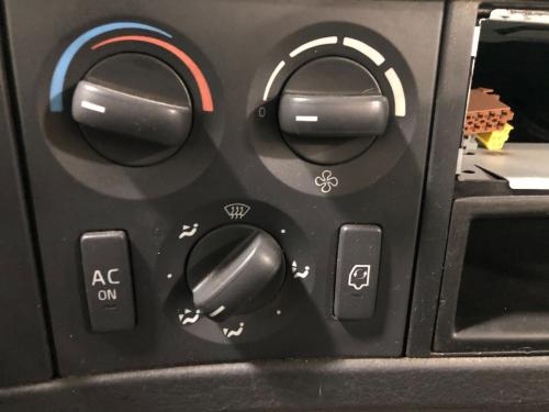 2009 Volvo VNM Heater & AC Temp Control