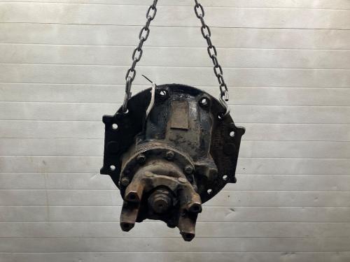 Meritor RS19144 Rear Differential/Carrier | Ratio: 3.91 | Cast# 3200s1865