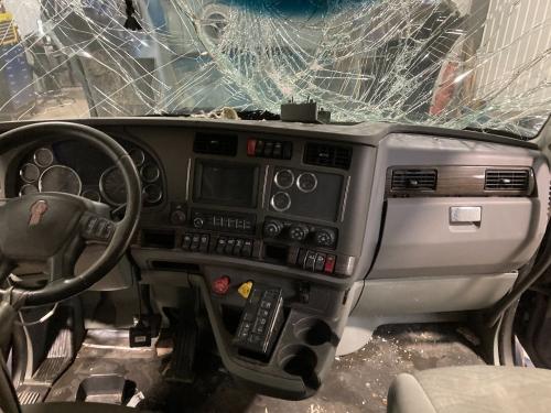 2015 Kenworth T680 Dash Assembly