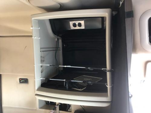 2018 Volvo VNL Left Cabinets