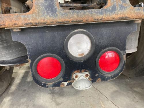 2005 Freightliner COLUMBIA 112 Tail Panel: 2 Red Lights, 1 White Light