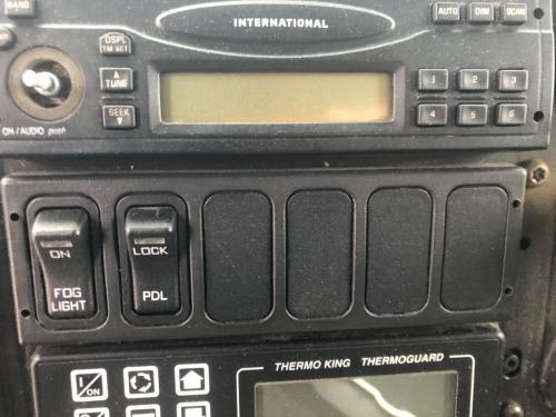 International 4400 Dash Panel: Switch Panel