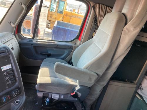 2015 Freightliner CASCADIA Right Seat, Air Ride