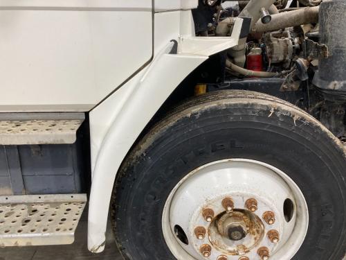 1996 Freightliner FL70 Right White Extension Fiberglass Fender Extension (Hood): W/Bracket; Cracked At Bottom (Shown In Pictures)