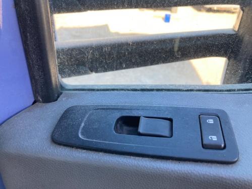 2017 Kenworth T680 Right Door Electrical Switch