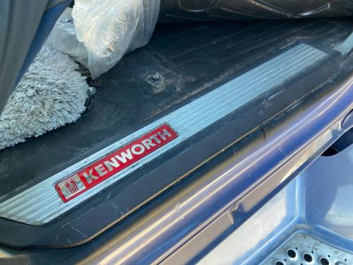2017 Kenworth T680 Door Sill Plate