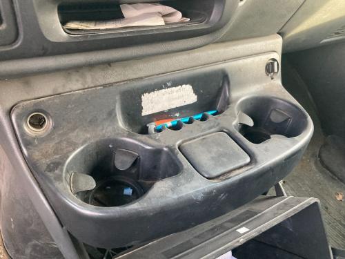 Chevrolet EXPRESS Dash Panel: Cup Holder