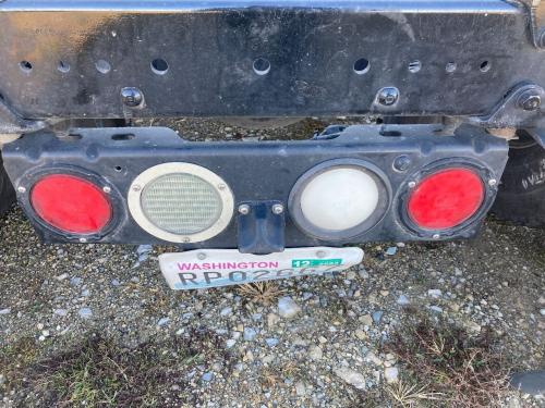 2018 Kenworth T680 Tail Panel: 2 Red Lights, 2 White Lights, License Plate Light