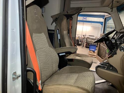 2019 Kenworth T680 Seat, Air Ride