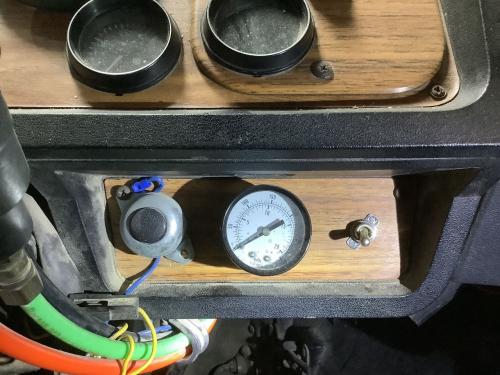 Volvo WIA Dash Panel: Gauge And Switch Panel