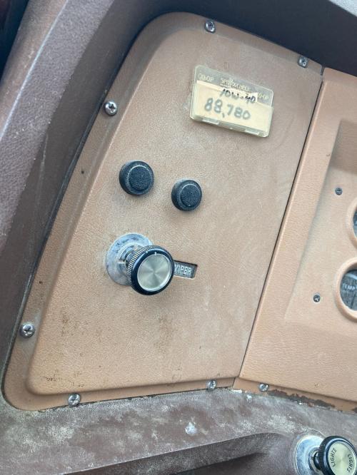 Ford LN600 Dash Panel: Switch Panel
