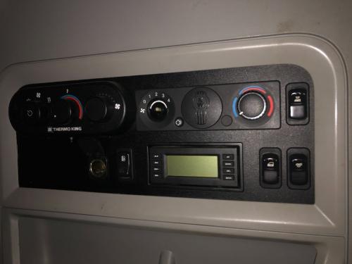 2020 Kenworth T680 Control: Missing 1 Knob, Does Not Include Apu Controls