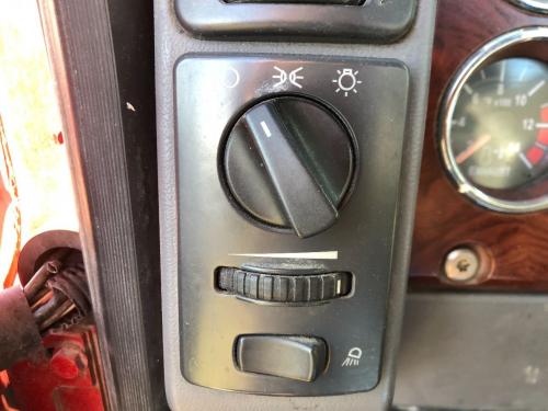 Mack CXU Dash Panel: Headlight Switch Panel