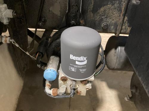 Bendix AD-IS Air Dryer