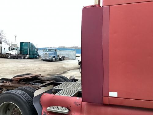 Kenworth T2000 Red Right Lower Fairing/Cab Extender