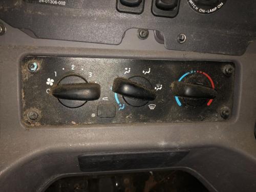 2019 Freightliner M2 106 Heater & AC Temp Control: 3 Knobs 1 Button
