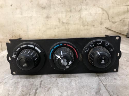 2007 Kenworth T600 Heater & AC Temp Control: 3 Knobs, 3 Buttons, Top Left Mounting Tab Broke