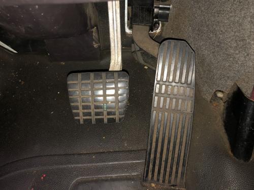 2015 Freightliner M2 106 Foot Control Pedals