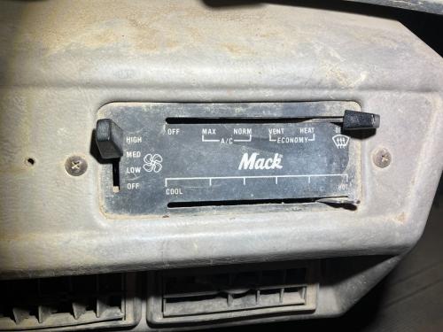 1992 Mack RD600 Heater & AC Temp Control