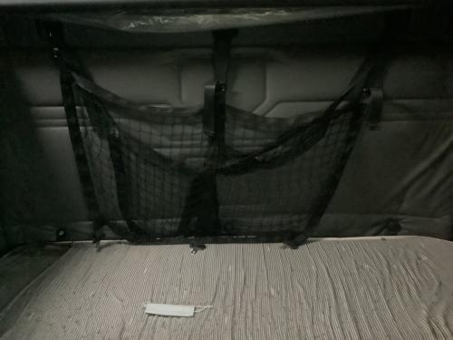 2017 Freightliner CASCADIA Middle Sleeper Wall.Does Not Include Net.Wall Only