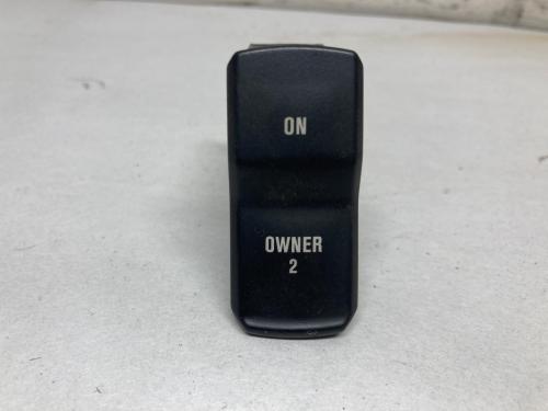 2015 Cat CT660 Switch | Misc. | Switch Owner/ Operator 2 | P/N 3721242C1