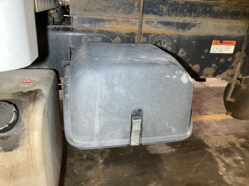 2005 Freightliner M2 106 Poly Battery Box | Length: 17.50 | Width: 16.0