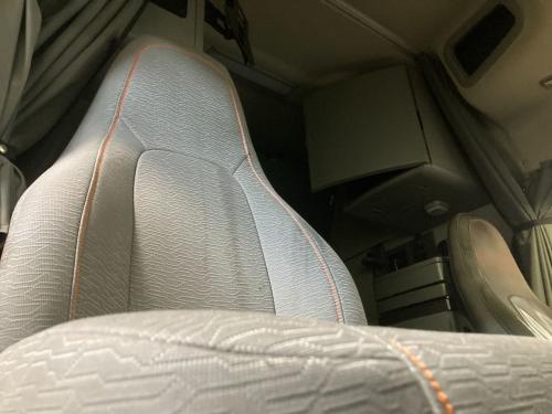 2020 Volvo VNR Right Seat, Non-Suspension