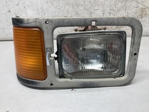 1999 Ford F800 Right Headlamp: P/N F6HB-13215-A