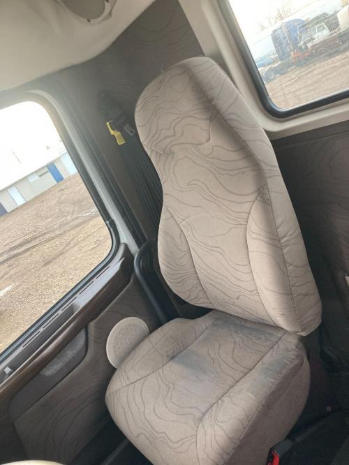 2015 Volvo VNL Seat, Non-Suspension