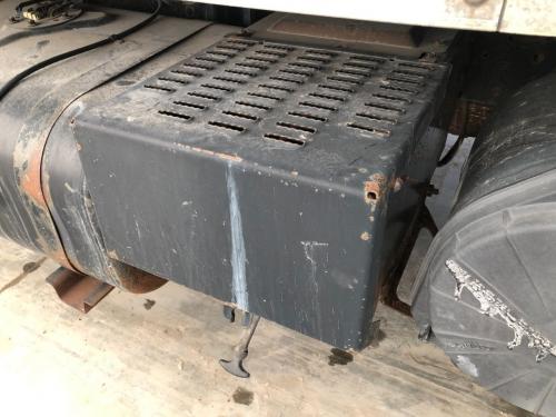 2000 Gmc T7500 Steel Battery Box | Length: 16.50 | Width: 29.5