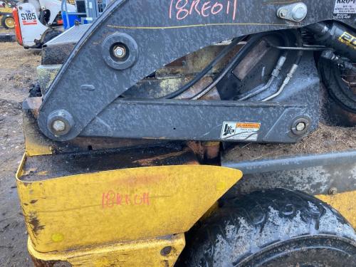 2018 New Holland L228 Right Linkage: P/N 47372606