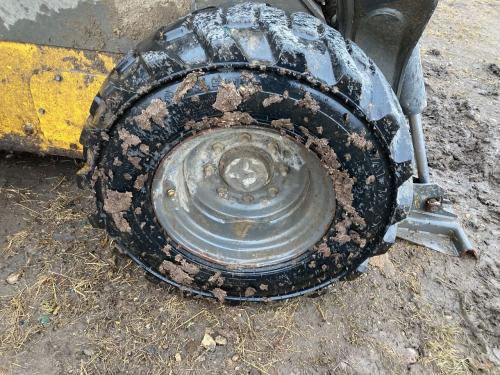 2018 New Holland L228 Right Tire And Rim
