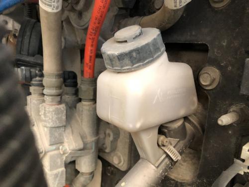 2017 Paccar E176014 Clutch Master Cylinder