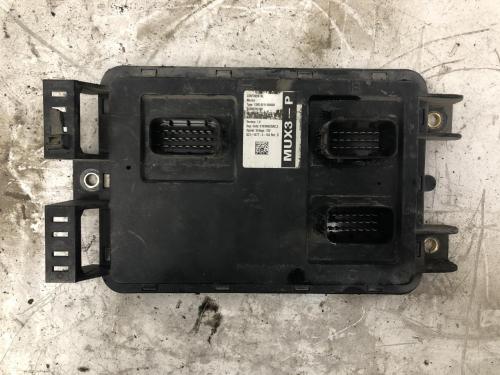 2017 Kenworth T680 Electronic Chassis Control Modules | P/N Q21-1077-3-103 | Mounts Under Driver Door