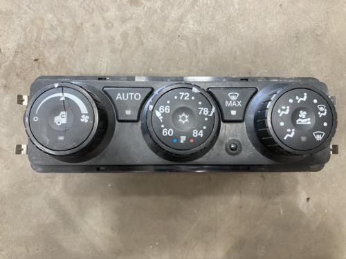 2015 Kenworth T680 Heater & AC Temp Control: 3 Knobs: Fan Speed, Temp, Location; 5 Buttons: Recirculation, A/C, Sleeper, Auto, Max; Small Crack In First Knob | P/N F21-1028-2341 H