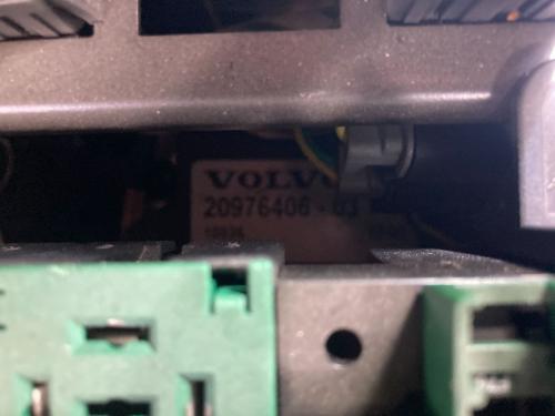2013 Volvo VNL Light Control Module | P/N 20976406