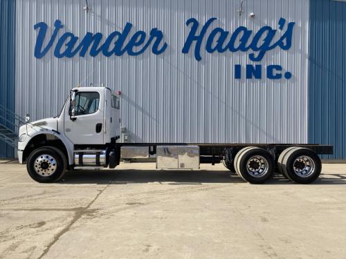 2016 Freightliner M2 106 Truck: Cab & Chassis, Tandem Axle
