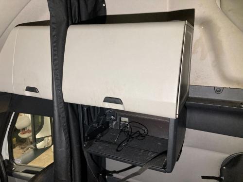 2019 Freightliner CASCADIA Right Cabinets