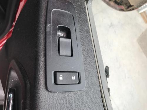 2024 Kenworth T680 Right Door Electrical Switch