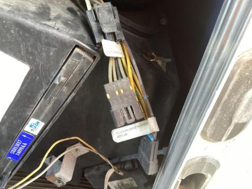 2015 Peterbilt 386 Right Electrical, Misc. Parts
