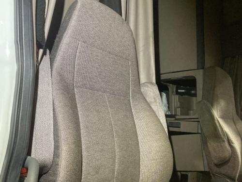 2017 Freightliner CASCADIA Right Seat, Air Ride