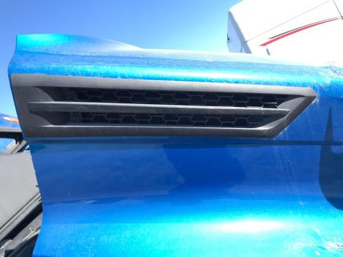 2022 Freightliner CASCADIA Right Hood Side Vent