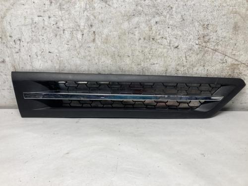 2022 Freightliner CASCADIA Right Hood Side Vent: P/N 17-21069-001