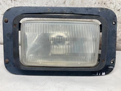 1992 Mack RD600 Right Headlamp Door / Cover: P/N 936 592-00