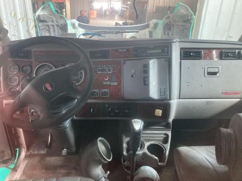 2010 Kenworth T370 Dash Assembly