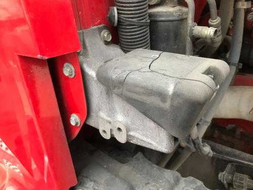 2017 Kenworth T680 Right Hood Rest: Lower, Rubber Pad Cracked